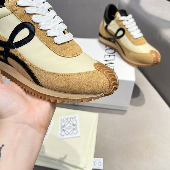 Loewe Flow Runner Sneakers – Warm Camel with Black Logo, Brand New! - Picture 5 of 9